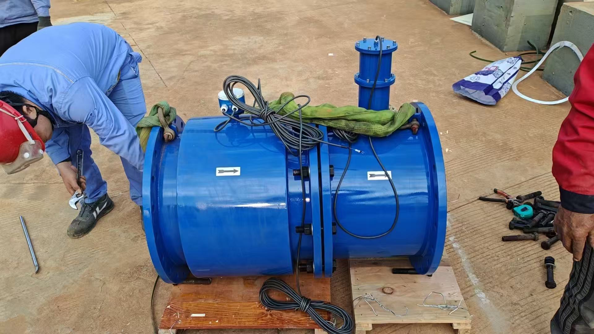 非滿管電磁流量計使用現(xiàn)場