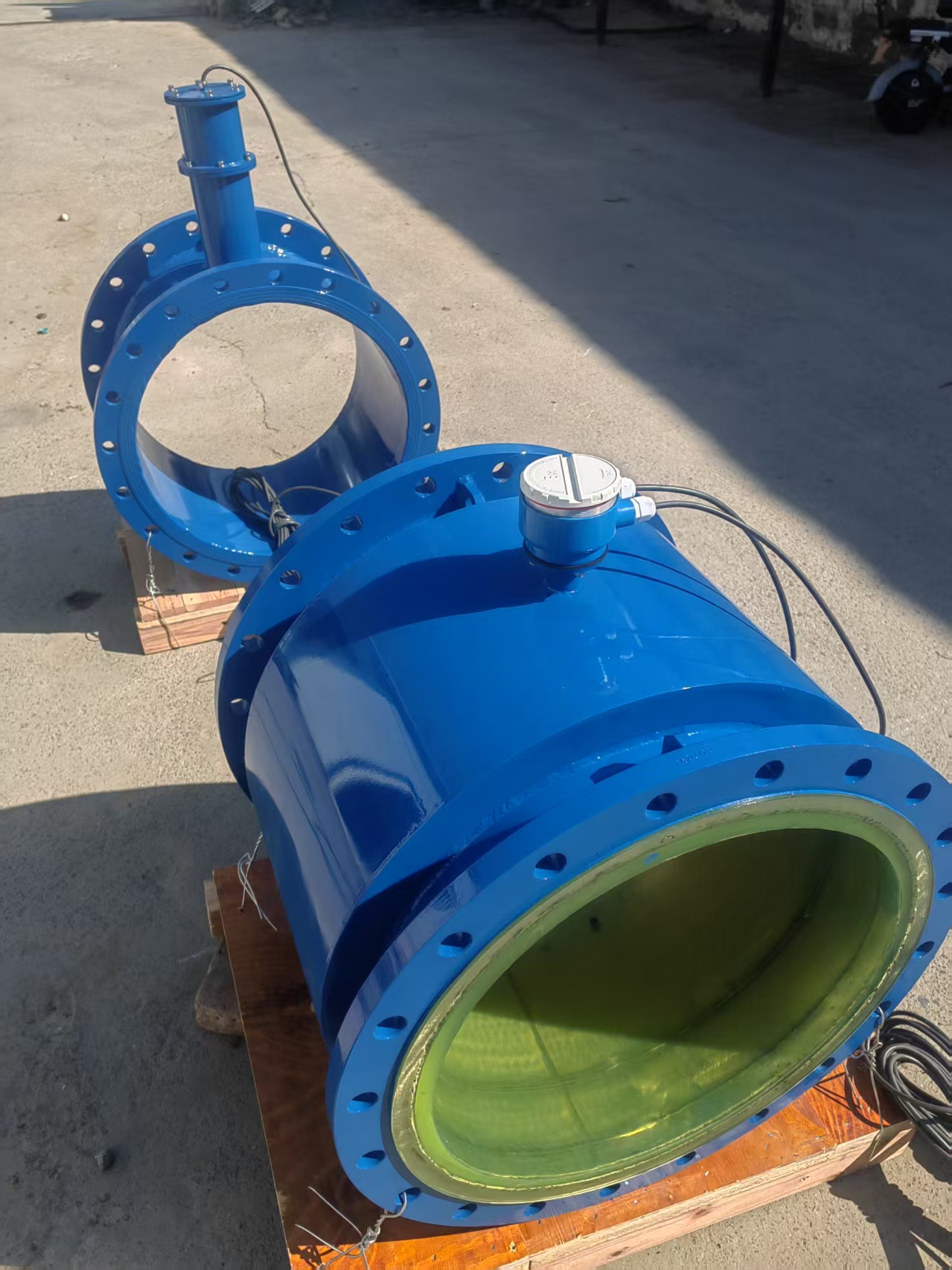 非滿管電磁流量計(jì) 非滿管電磁流量計(jì)